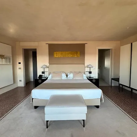 Palazzo Durazzo Hotel 5*