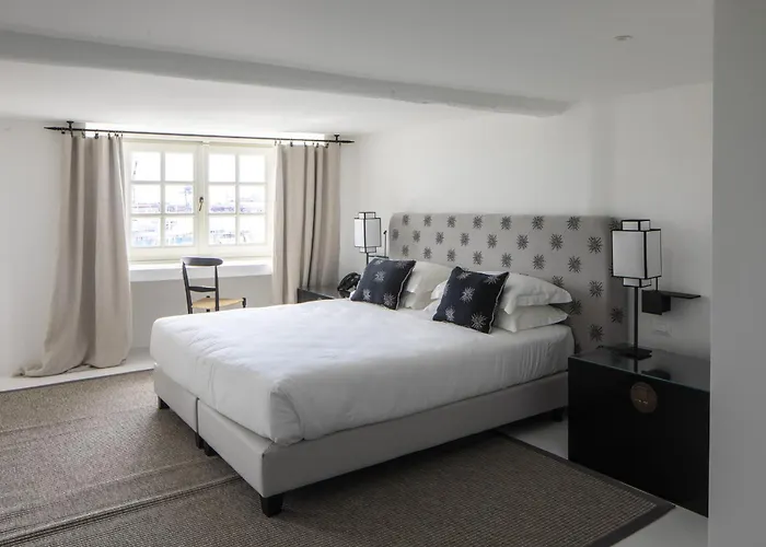 Palazzo Durazzo Hotel 5*