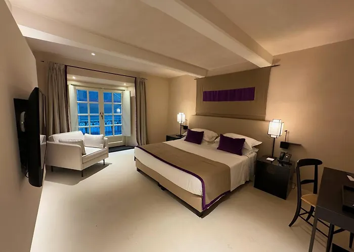 Palazzo Durazzo 5* Janov